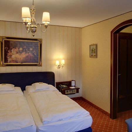 Hotel Brauereigasthof Landwehr-Braeu Reichelshofen Chambre photo
