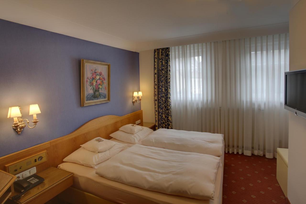 Hotel Brauereigasthof Landwehr-Braeu Reichelshofen Extérieur photo