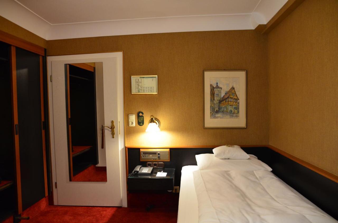 Hotel Brauereigasthof Landwehr-Braeu Reichelshofen Extérieur photo