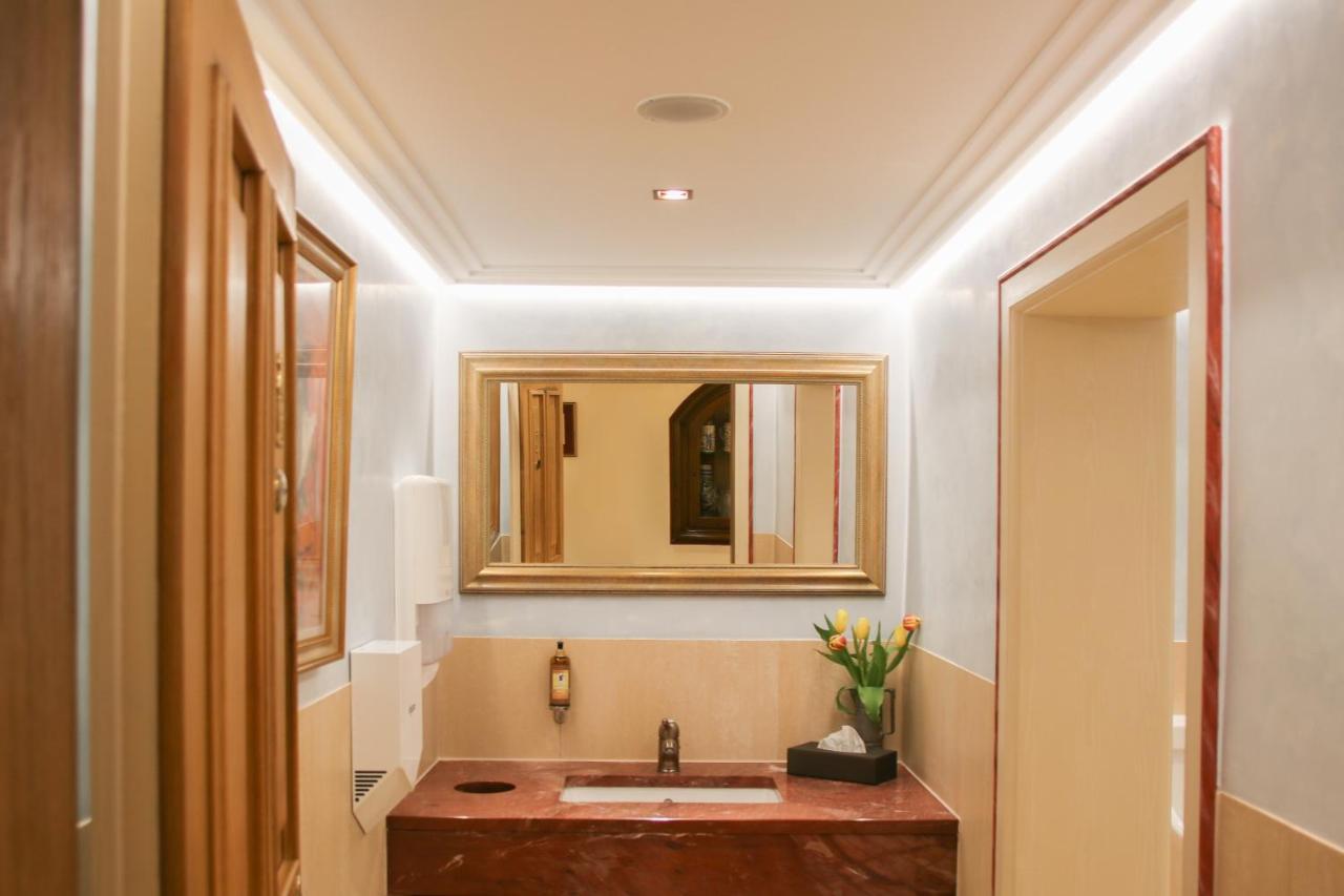 Hotel Brauereigasthof Landwehr-Braeu Reichelshofen Extérieur photo