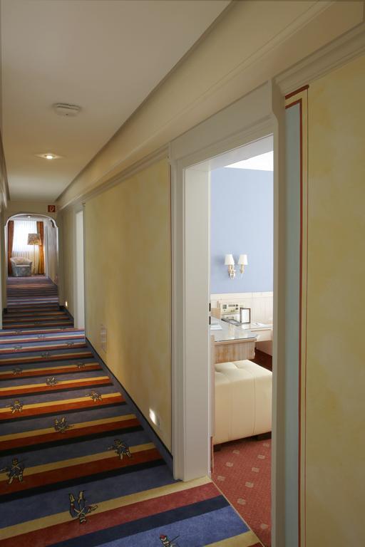 Hotel Brauereigasthof Landwehr-Braeu Reichelshofen Extérieur photo