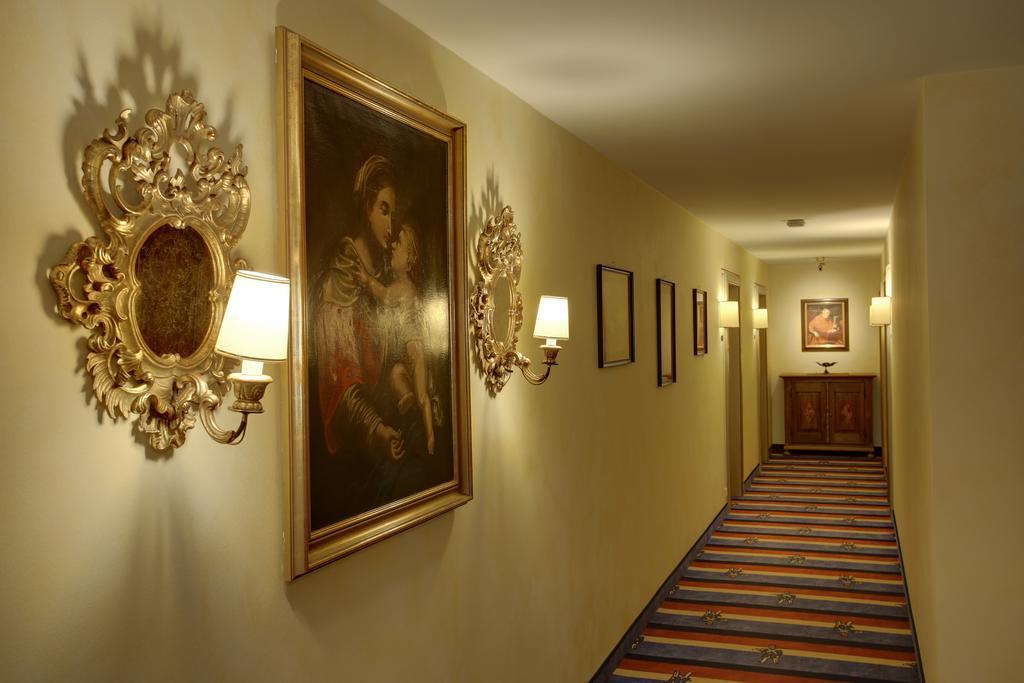 Hotel Brauereigasthof Landwehr-Braeu Reichelshofen Extérieur photo
