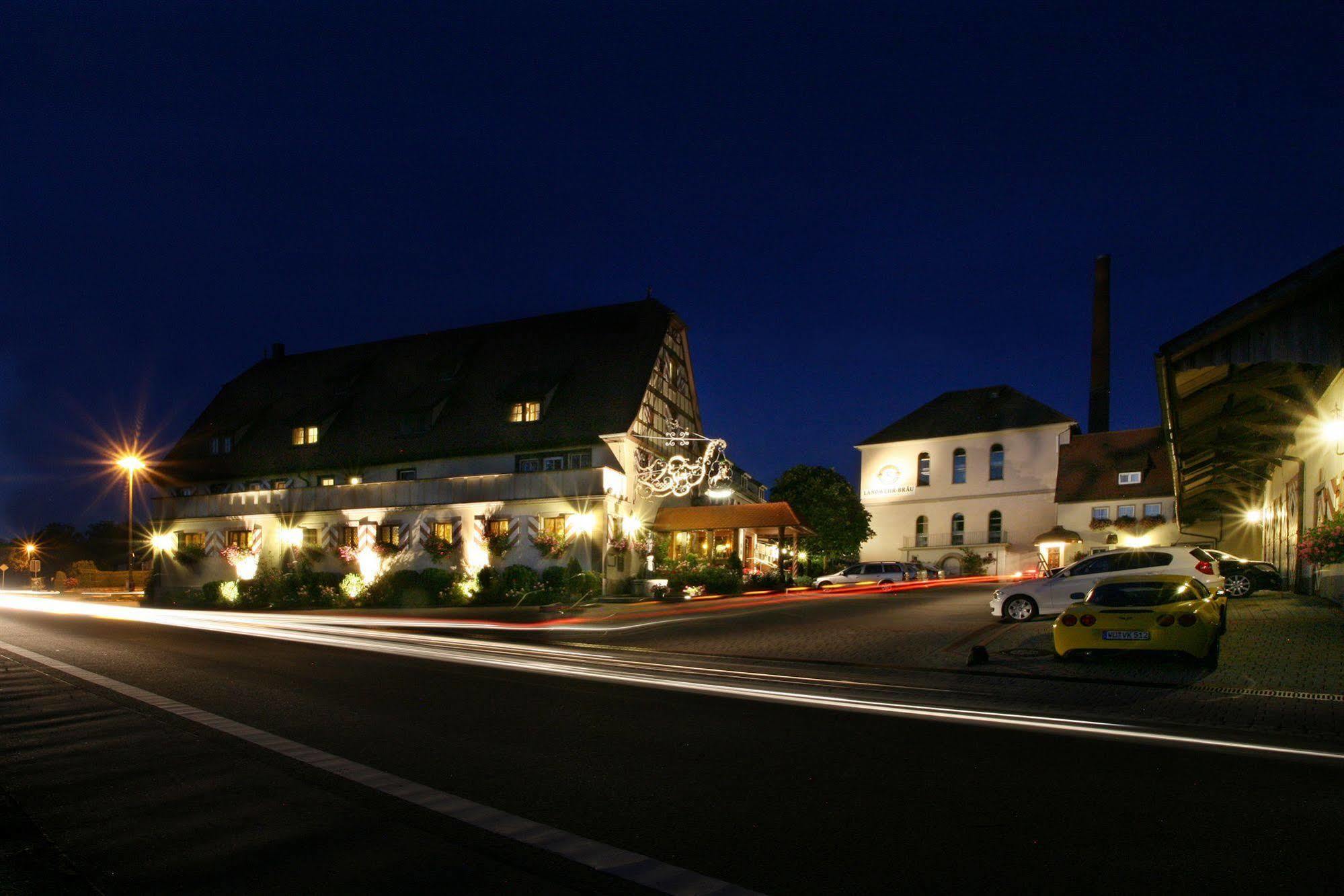 Hotel Brauereigasthof Landwehr-Braeu Reichelshofen Extérieur photo